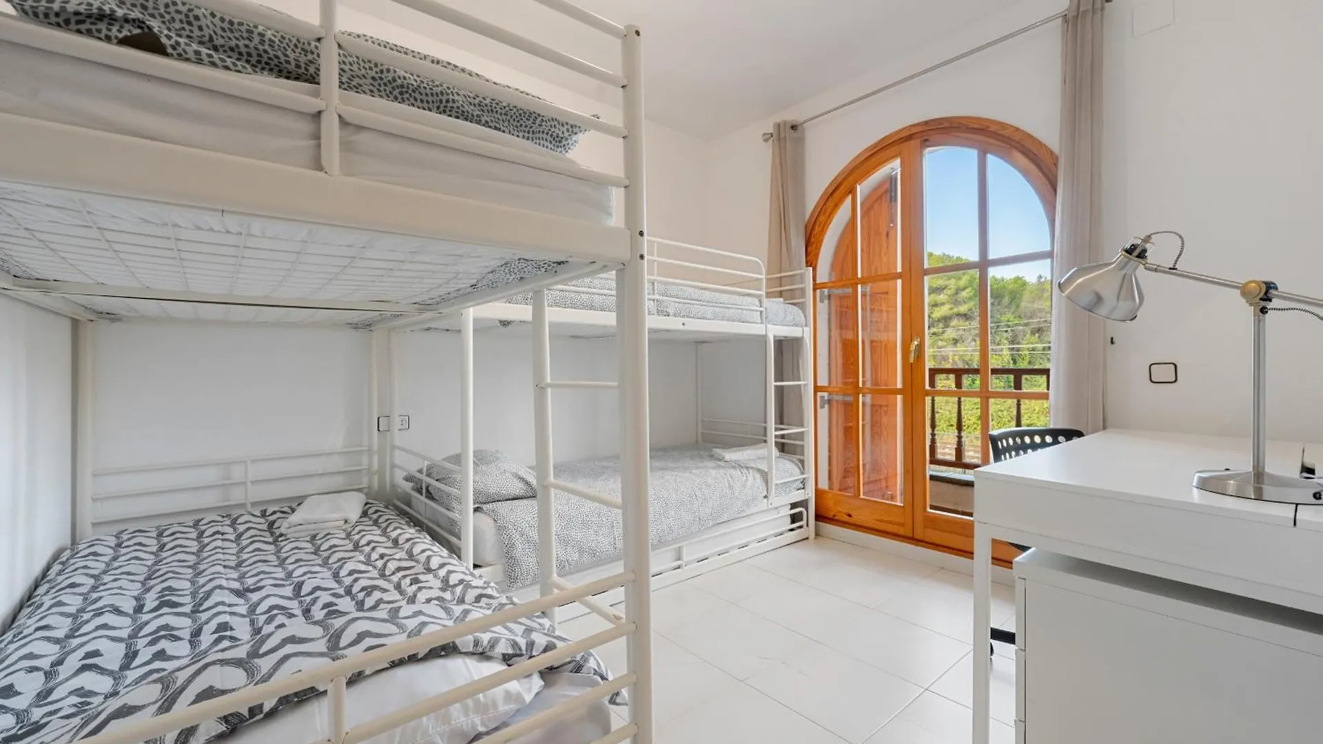 Hauzify I Casa Jaume Soler Villa Calafell Holiday home