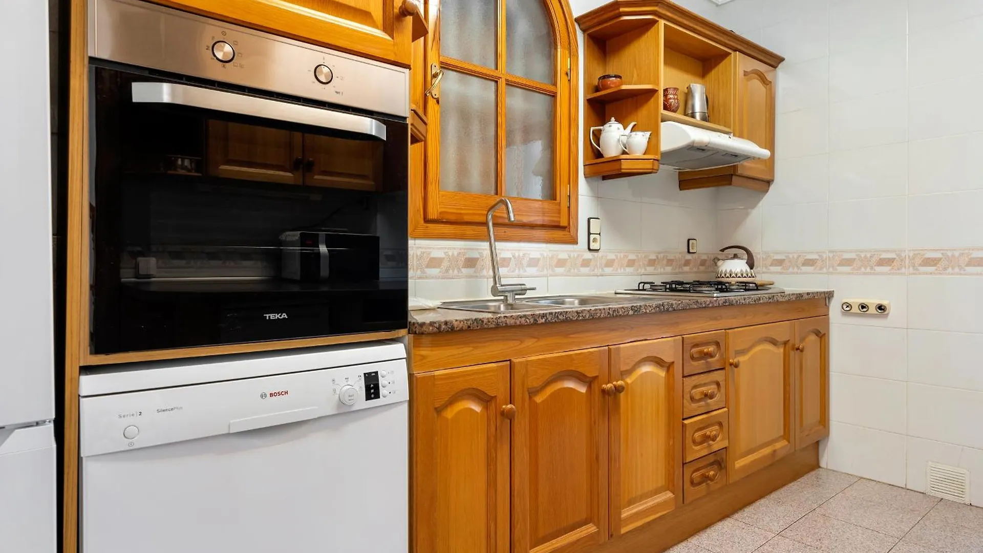 Hauzify I Casa Jaume Soler Villa Calafell Holiday home