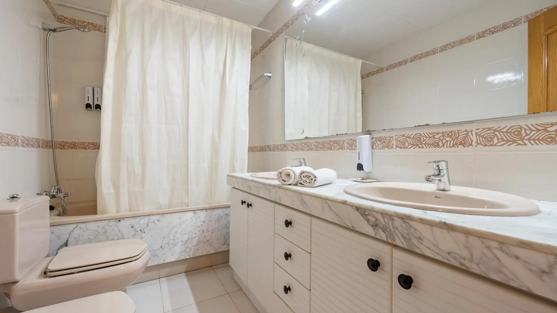 Hauzify I Casa Jaume Soler Villa Calafell
